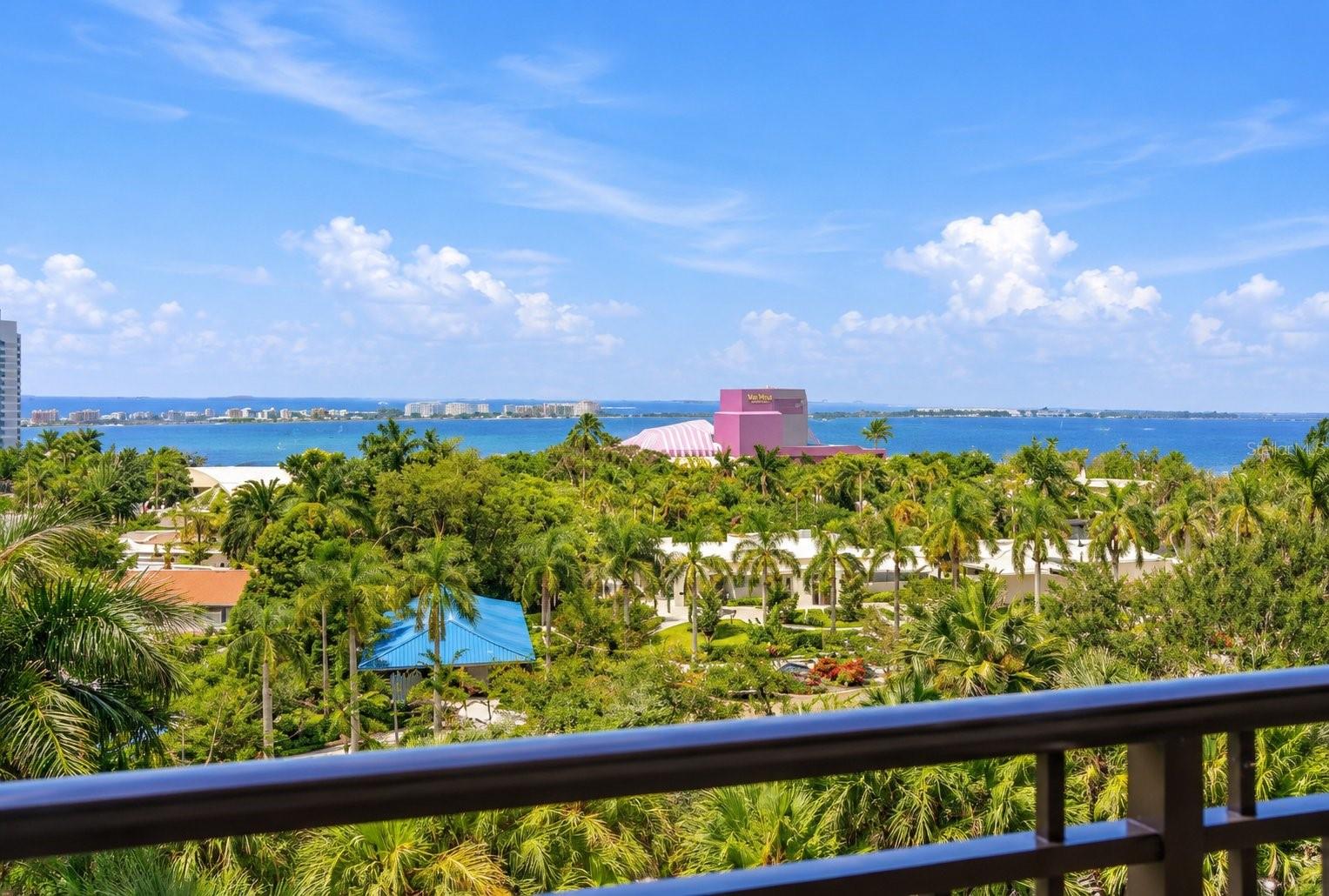 750 N Tamiami Trail 517
