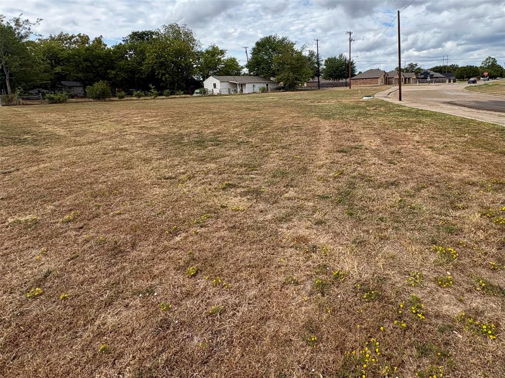 Open .30 lot with good location and streets. This lot offers the opportunity for building a home or investment potential. Located in a good established neighborhood with easy access to shopping, downtown and restaurants, but still on a quiet street. Buyers should contact city for any building restrictions, zoning and city requirements. New survey is avaiable.
