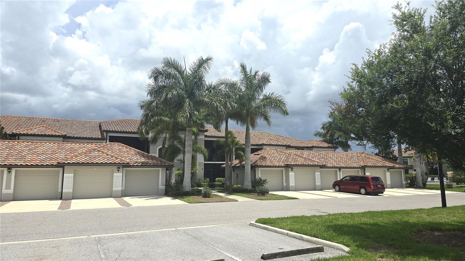 Thia 2 br plus den and 1 car detached garage is located in the resort style community of River Strand. Wonderfully maintained community with 8 pools, cluhouse restaurant, tiki bar at main pool, deeded golf membership, tennis and pickleball courts, tennis and golf pro shops, 2 fitness areas, classes of all kinds and all the fun of being a part of a community that can entertain you or completely relax. Beautifully landscaped and plenty walking or biking area to enjoy the scenery. Nearby to new shopping center with Costco, Target, Hobby lobby, Whole foods, restaurants and more! University Town Center 2 exits south. Add to that, a direct route out to Holmes Beach and Anna Maria Island for beach time! Experience a piece of the Florida lifestyle. One month minimum rental if investing.