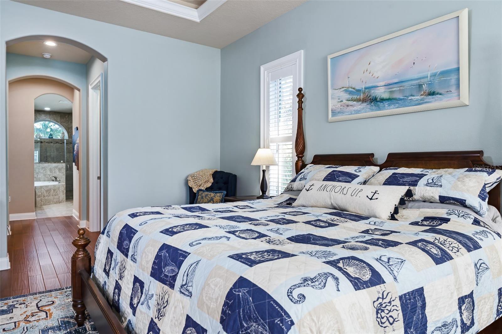 2 Humming Bird Circle