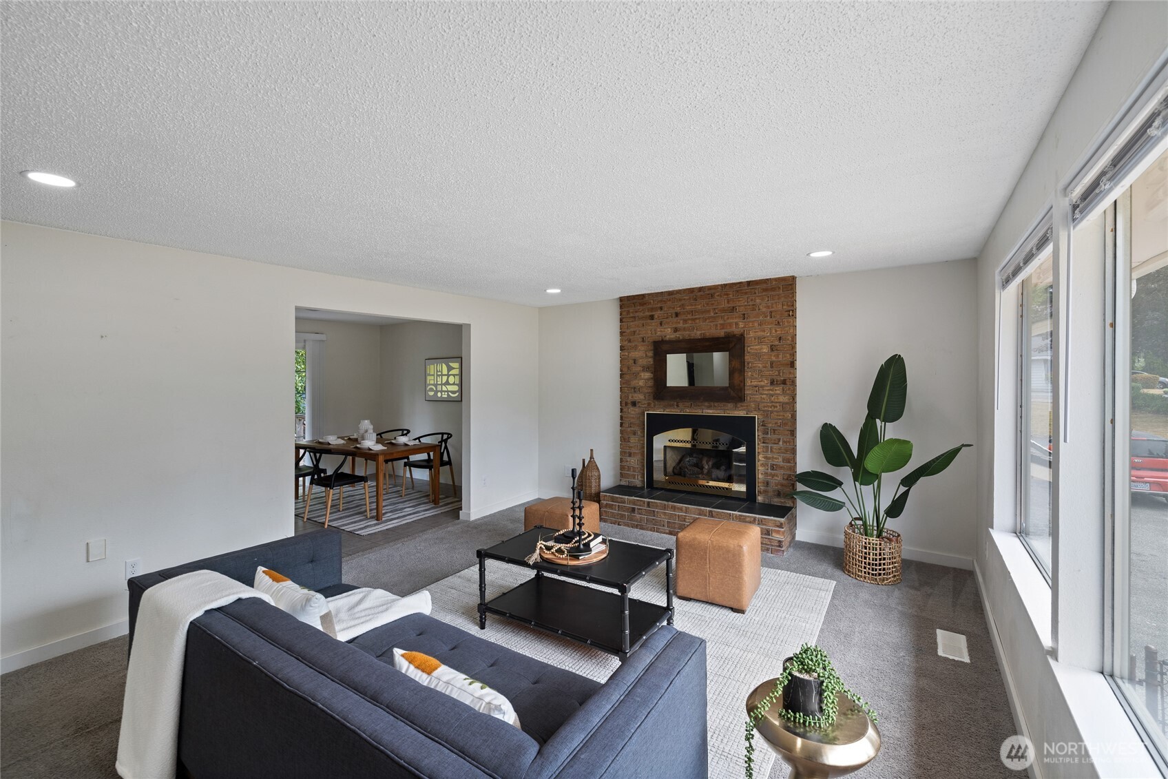 3884 Madrona Drive SE