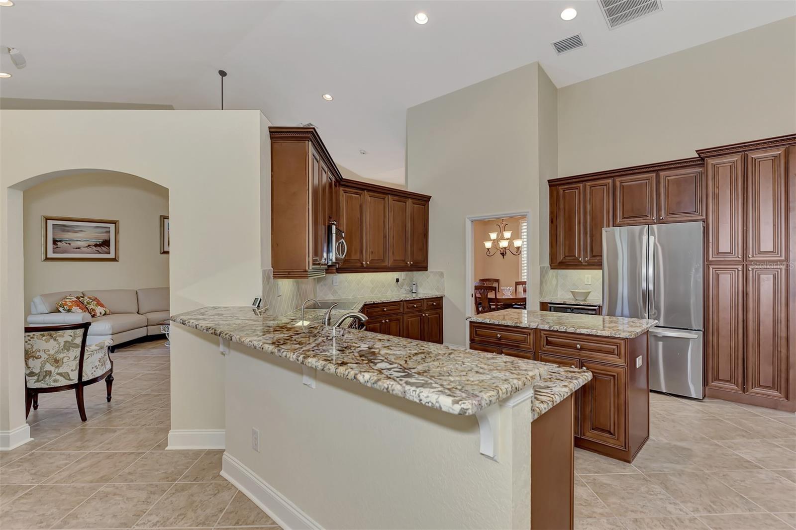 13760 Long Lake Lane