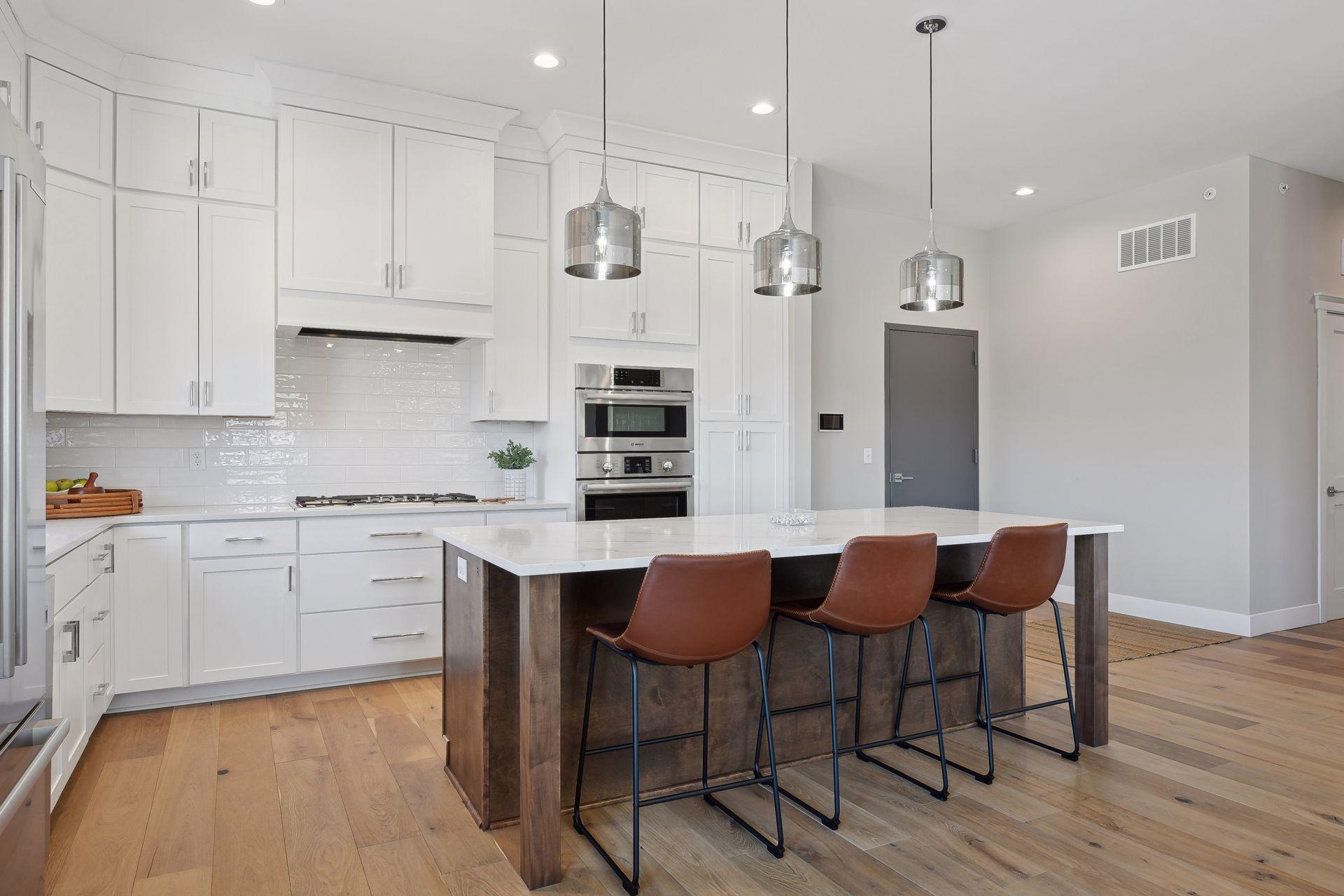 5734 Shady Oak Road S 12