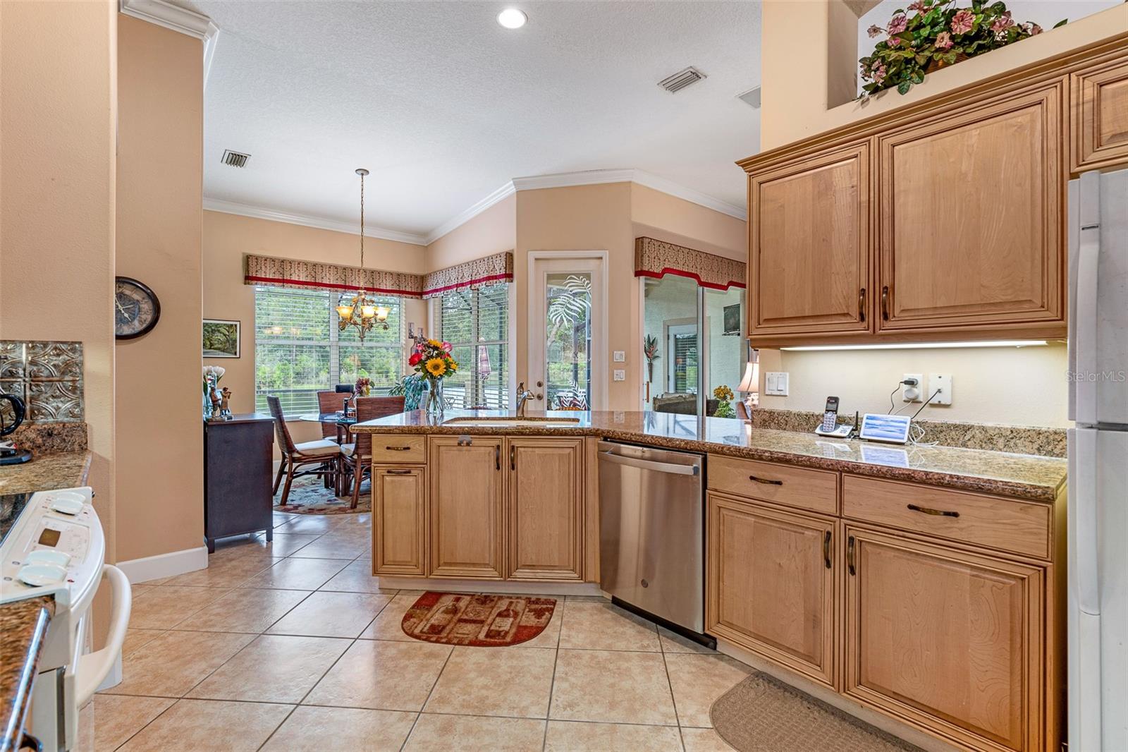 1283 Royal Pointe Lane