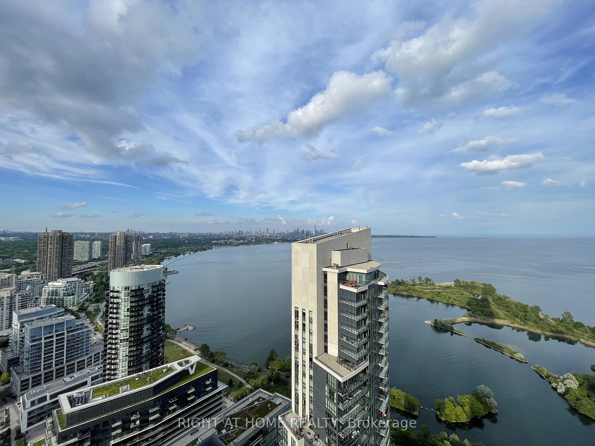 70 Annie Craig Dr 4304