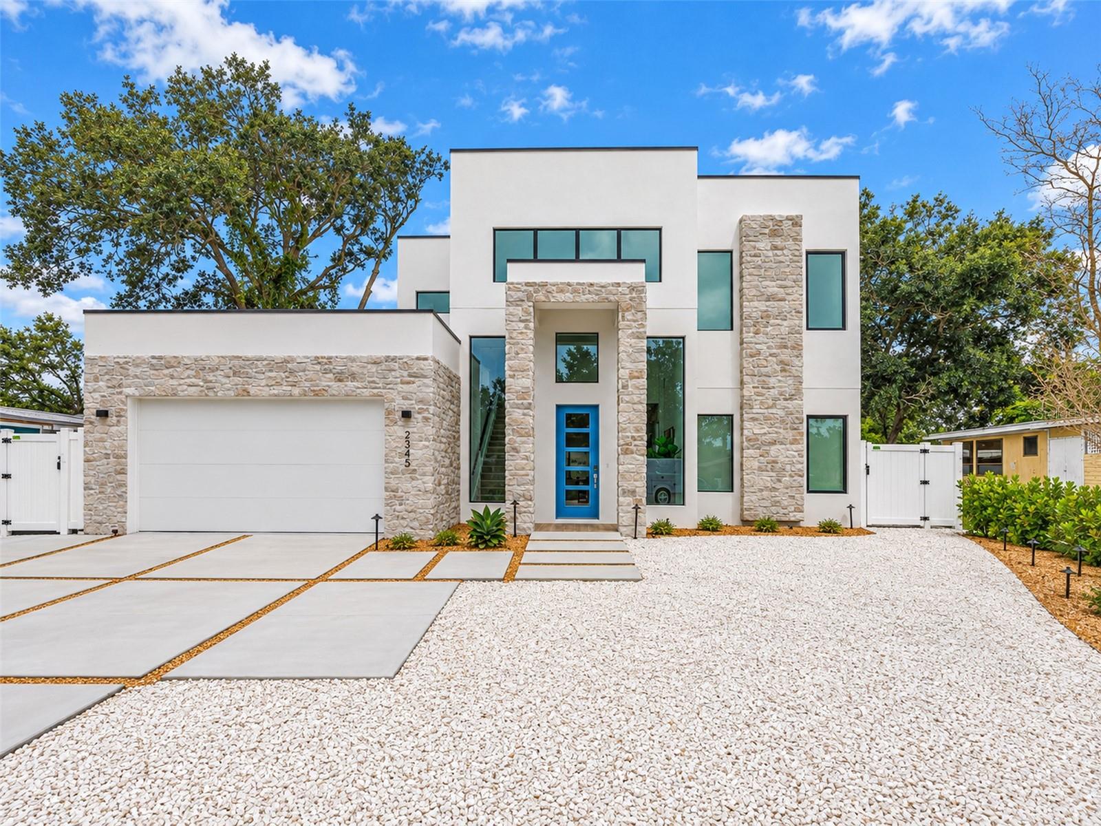2345 Temple Street, Sarasota, FL