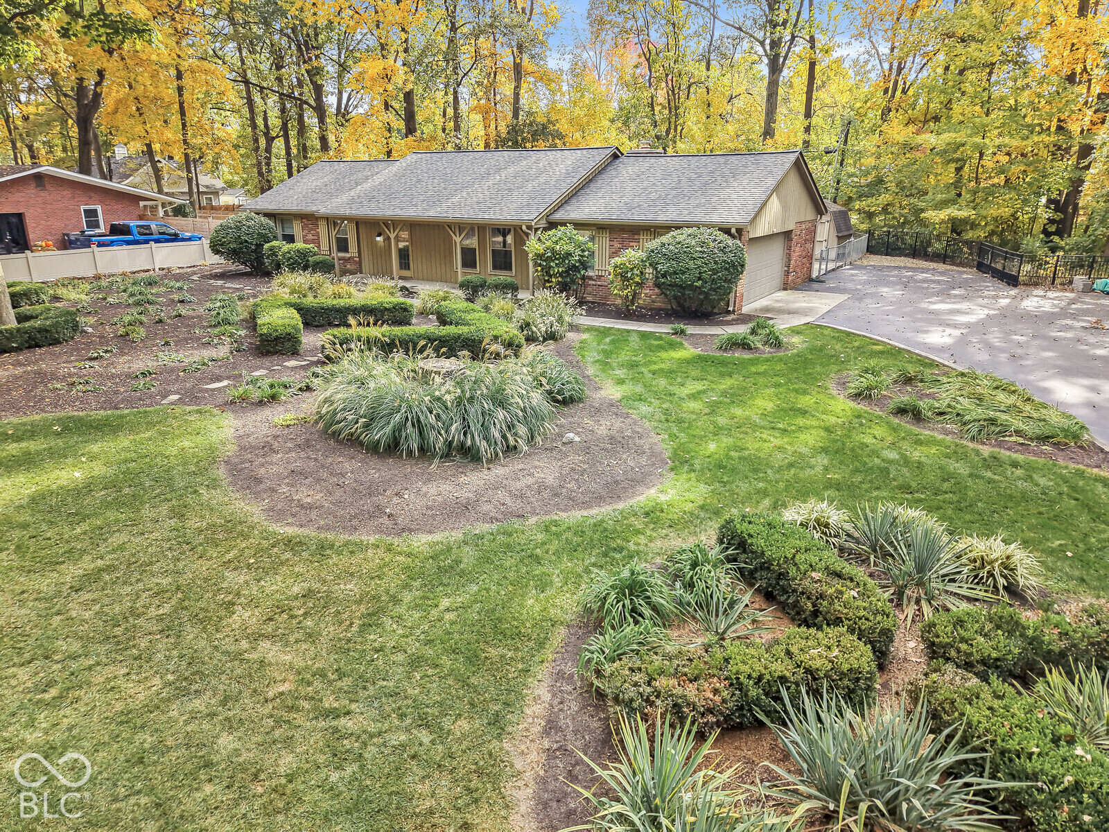 3405 Kenilworth Drive