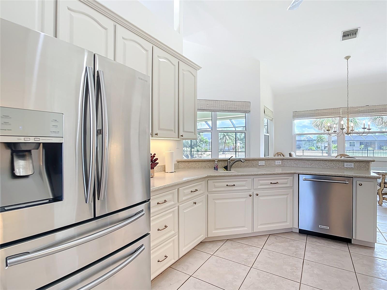 613 Boundary Boulevard