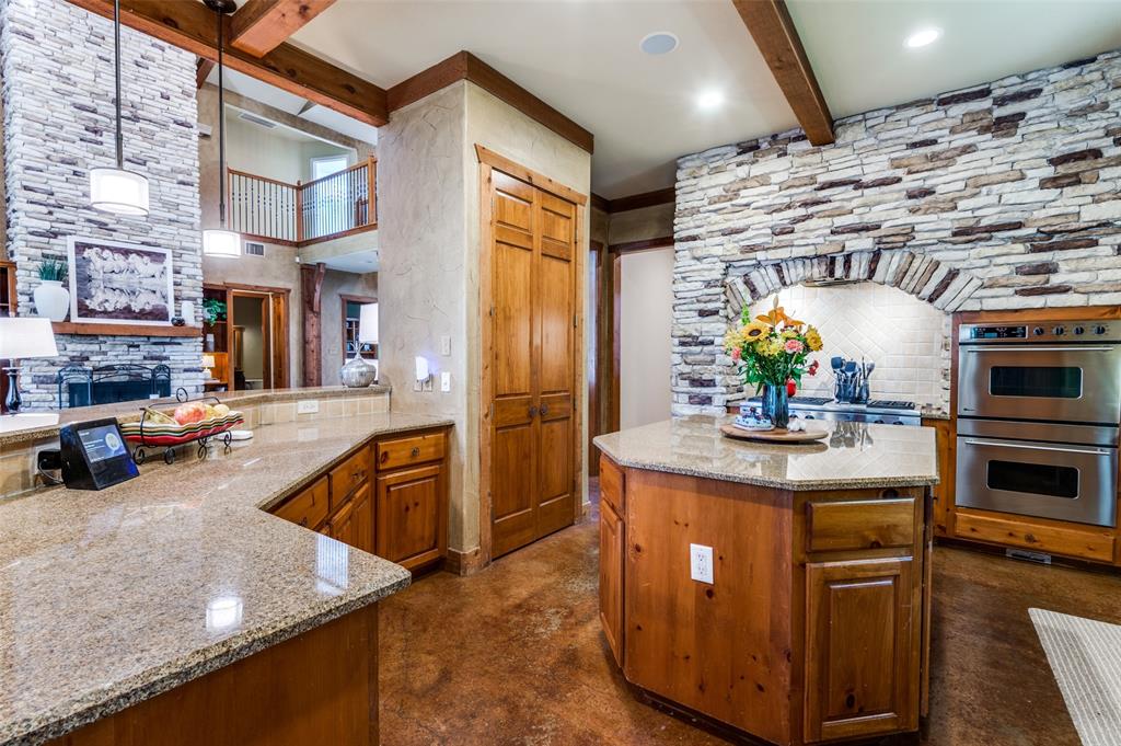 2403 Amberleaf Court