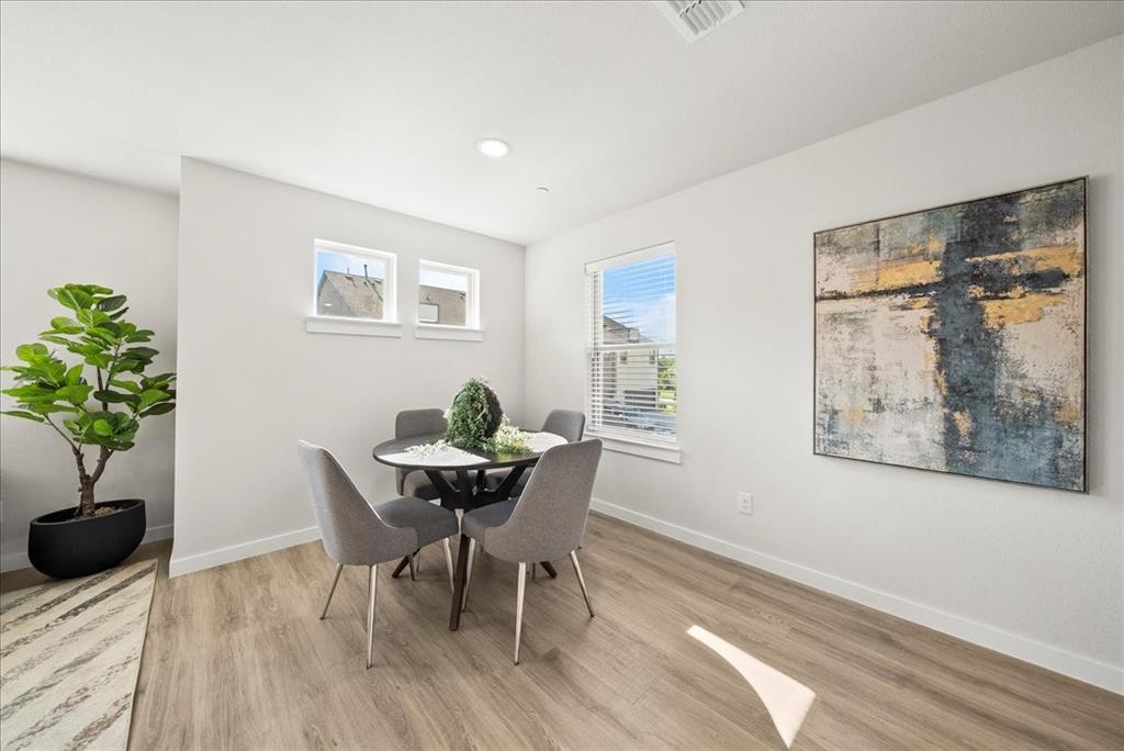 3039 Tenor Way
