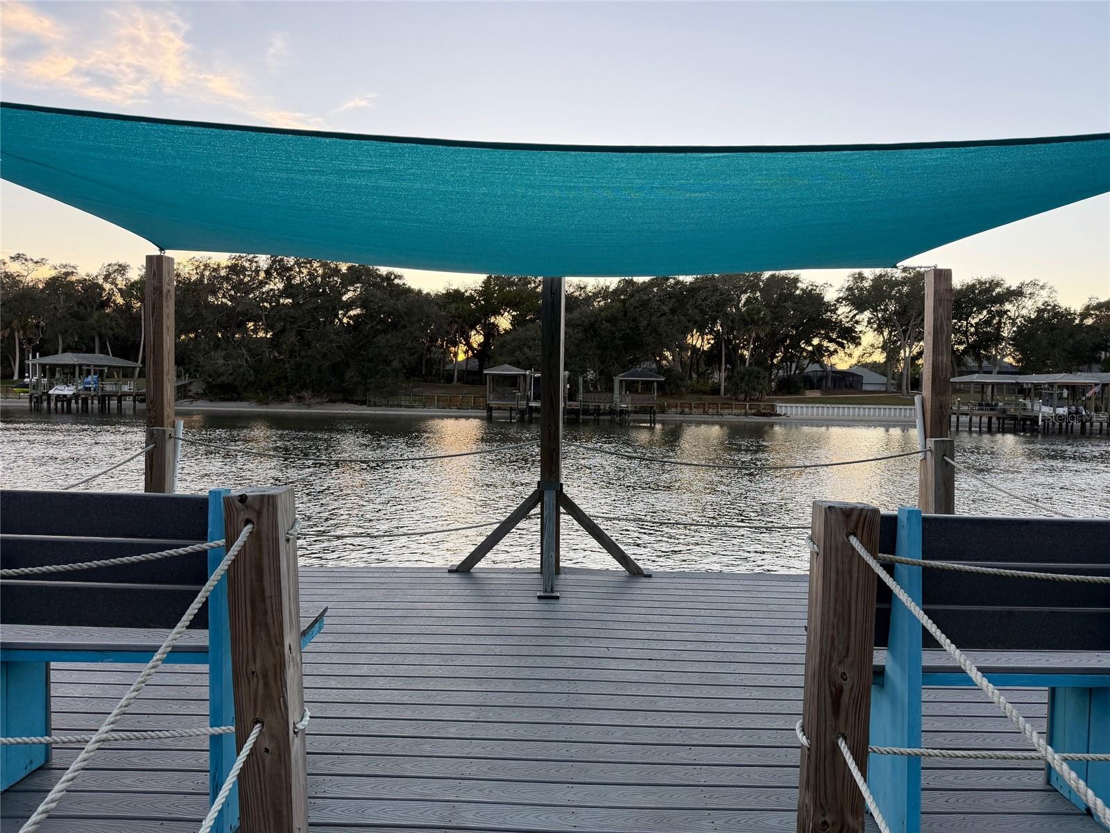 13 River Oaks Way