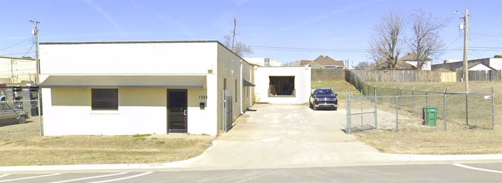 Versatile commercial property offering approximately 4,750 SF in a highly accessible Downtown OKC location. The property includes approximately 3,000 SF of climate-controlled office/showroom space plus an additional 1,750 SF of warehouse area with dock-high loading, creating a practical layout for a wide range of business and industrial operations.The building has been well cared for and offers solid cinderblock construction along with a newer TPO membrane roofing system. A secured, fully fenced exterior yard provides additional flexibility for material storage, equipment, vehicles, or fleet use.Situated along W Main with immediate proximity to I-40, the property provides convenient access throughout the metro and quick connections to both I-44 and I-35. The combination of functional interior space, loading capability, secure outdoor area, and interstate accessibility makes this a strong option for an owner-user, service business, warehouse operation, or other commercial use. The property is in excellent condition and ready for occupancy.