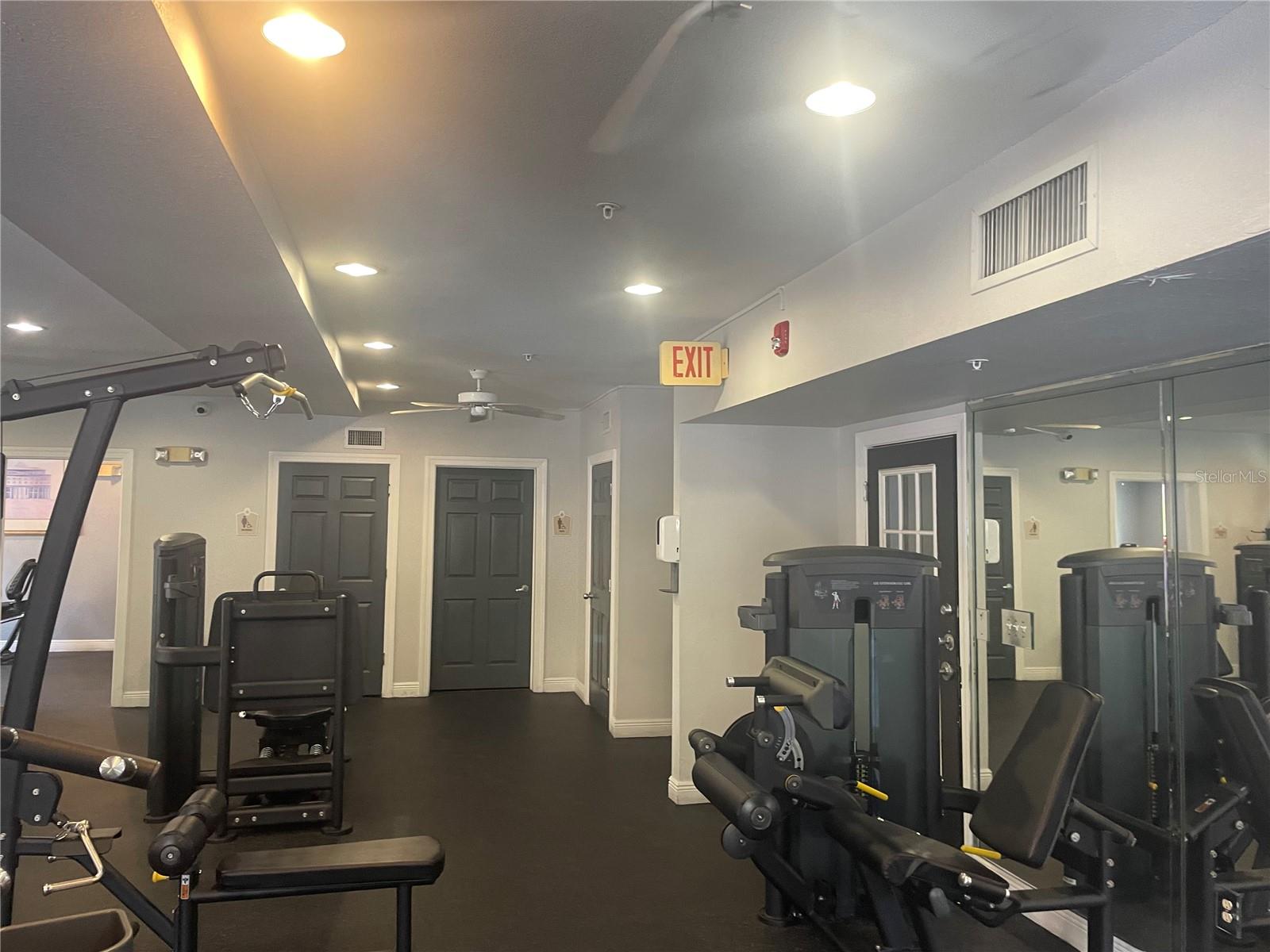 300 E South Street 6004