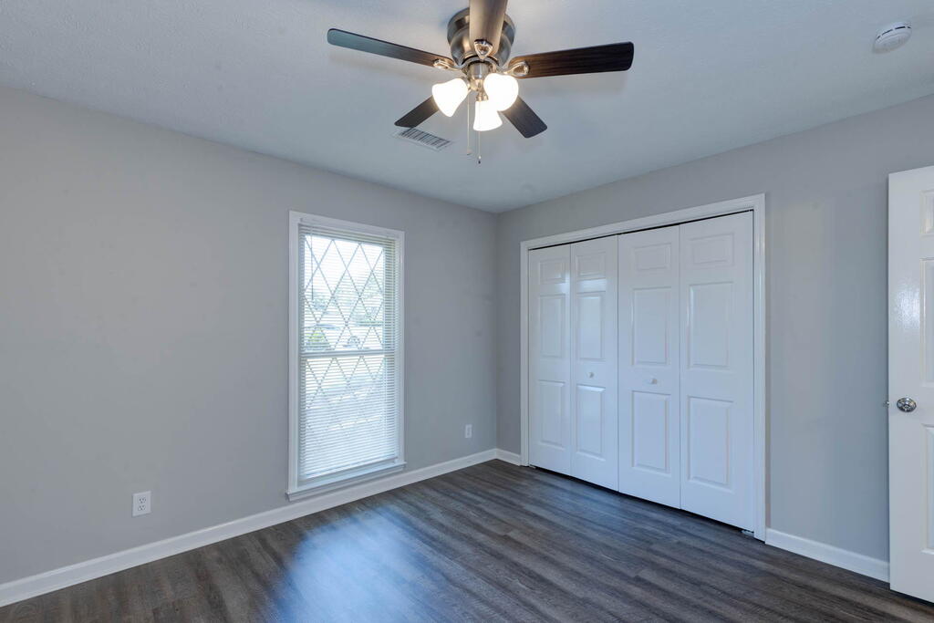 3 North Theri Ct