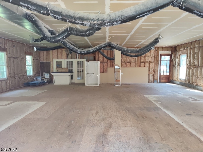 1 Brookfield Glen Dr