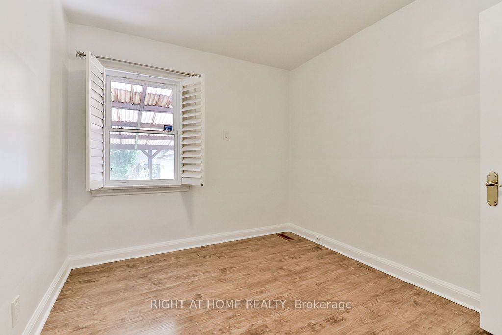 43 Bertram St