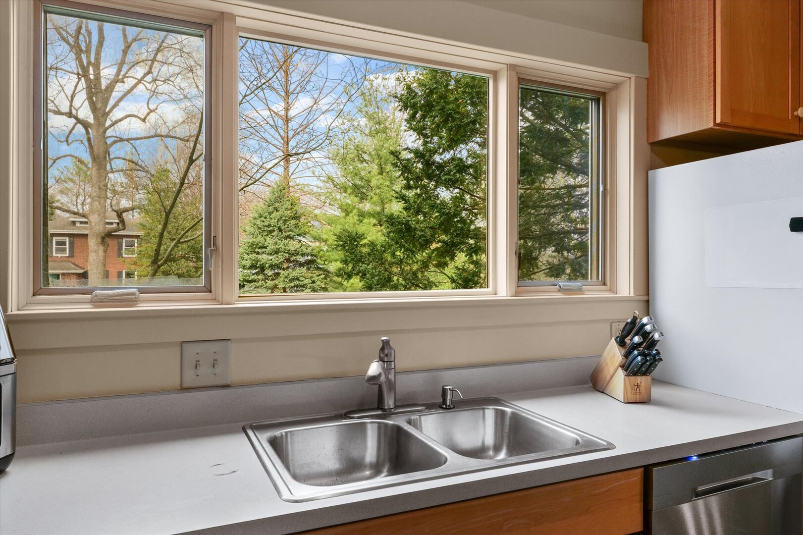 705 W Michigan Avenue