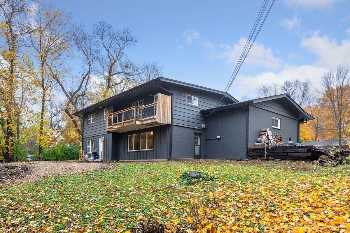 25640 Sunnyvale Lane