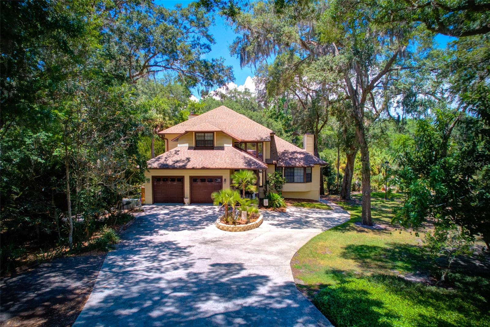 11526 River Country Drive