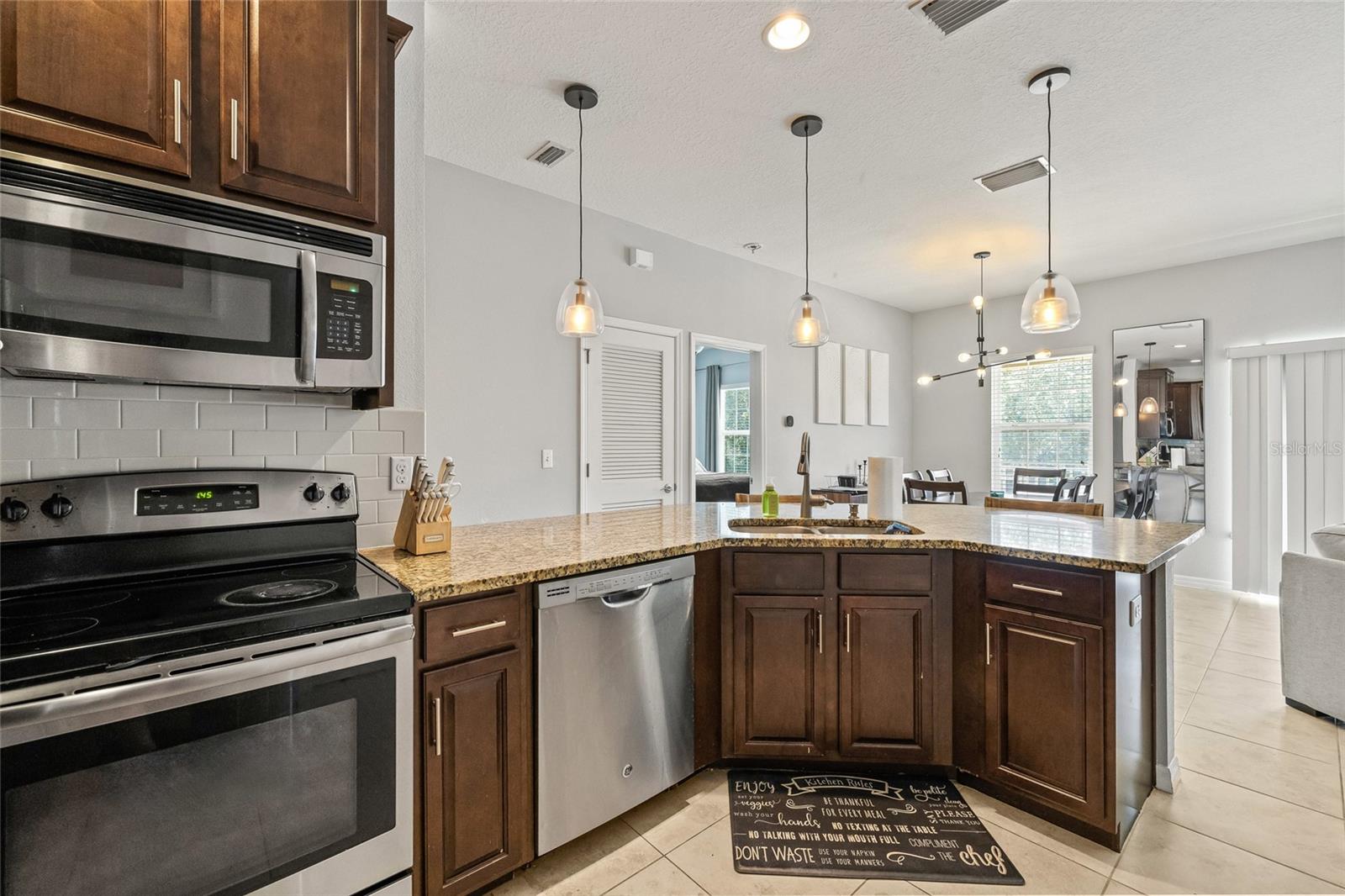 7001 Interbay Boulevard 346