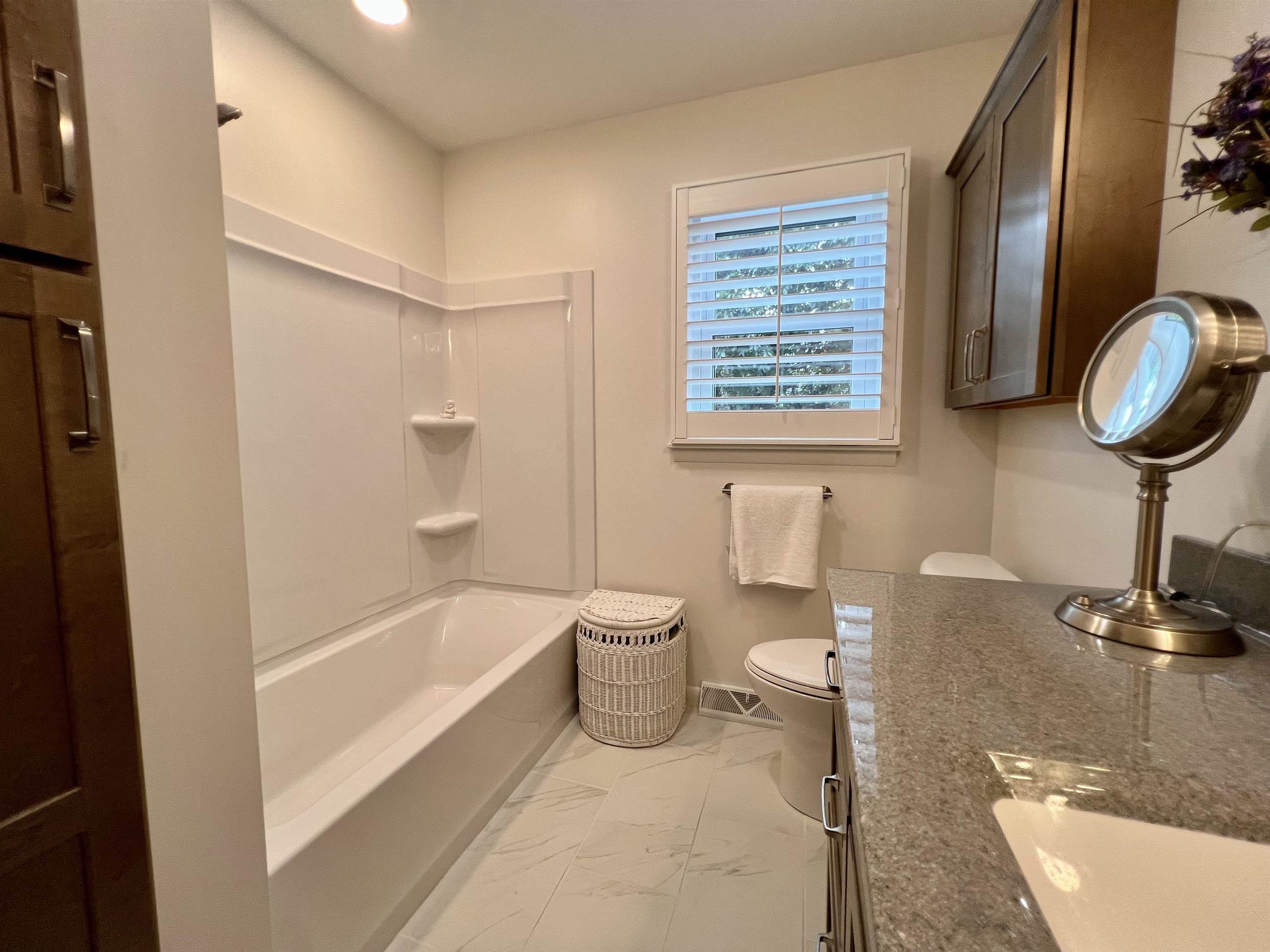 261 Greenway