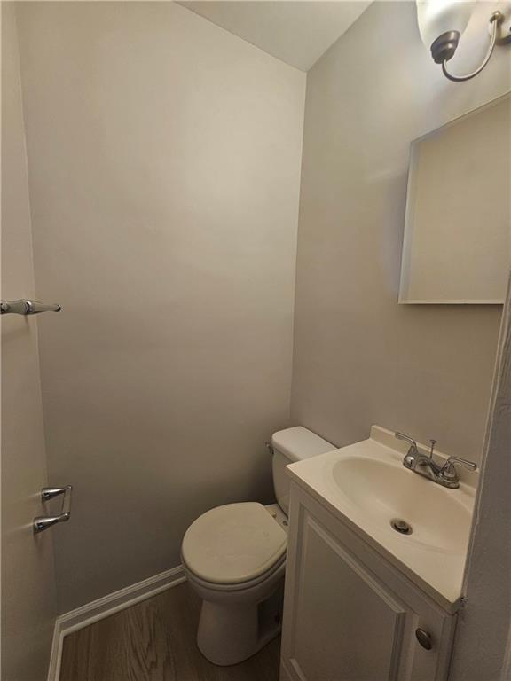 800 - 802 E 75th Terrace