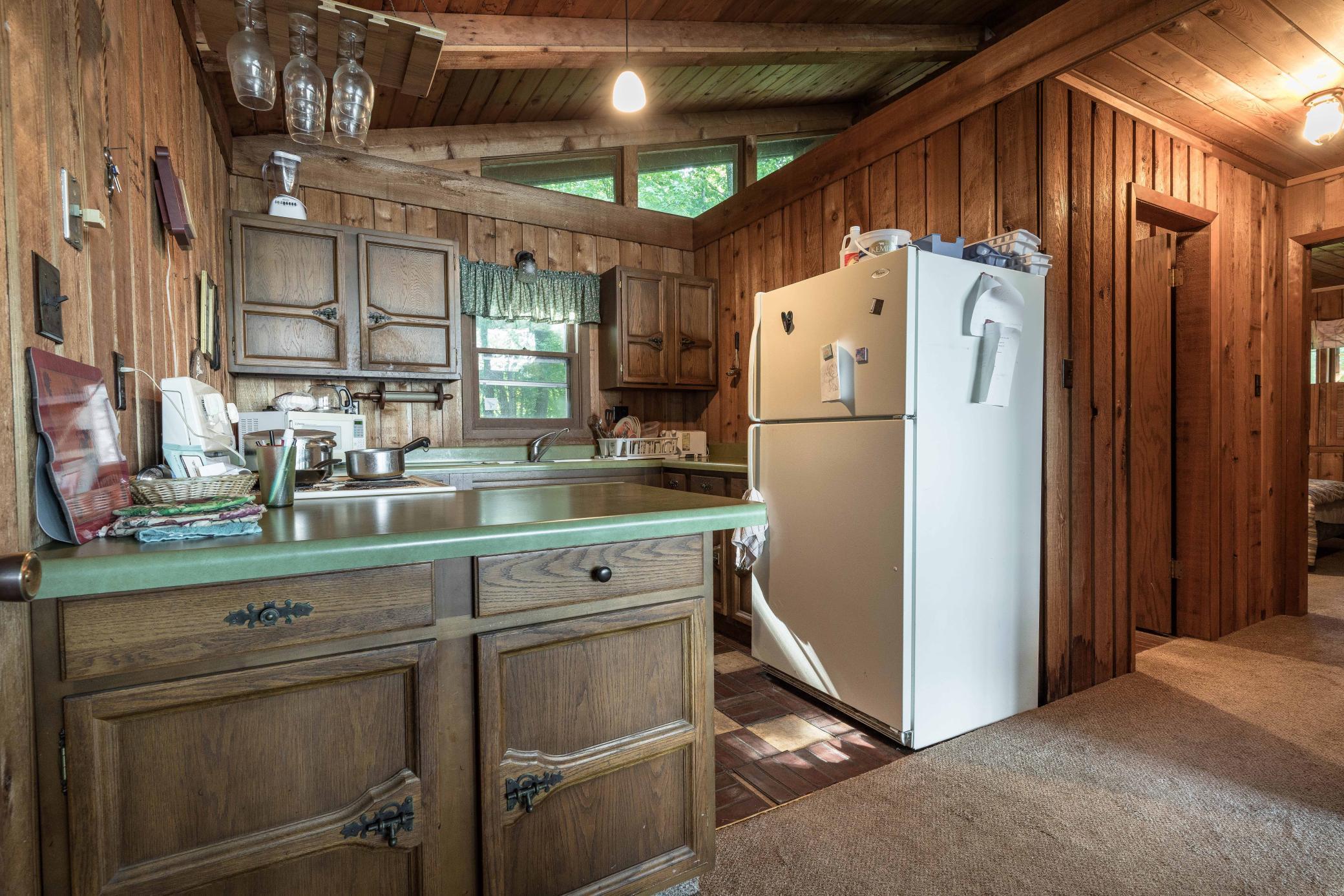 39060 Peninsula Lane