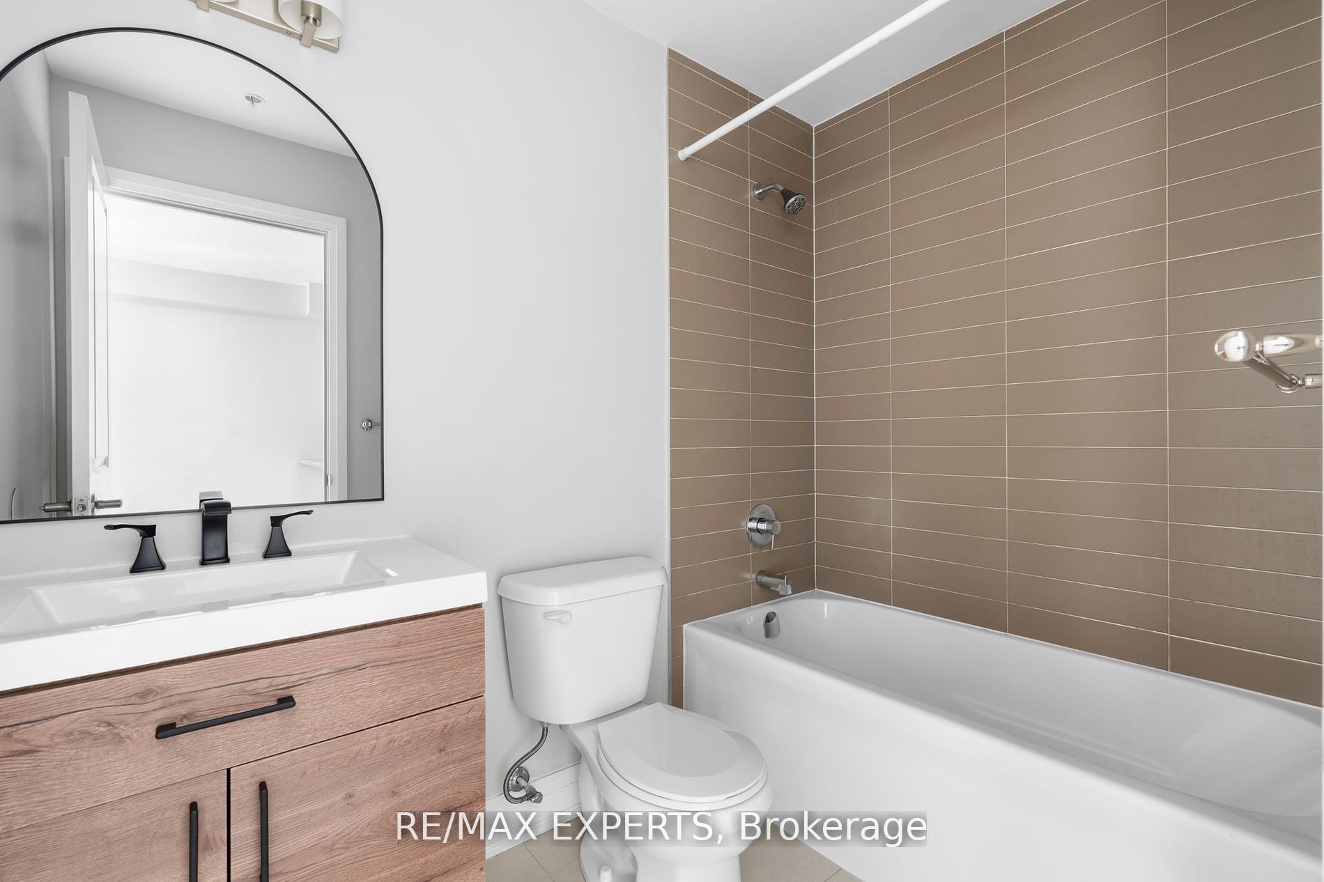 12 Woodstream Blvd 710