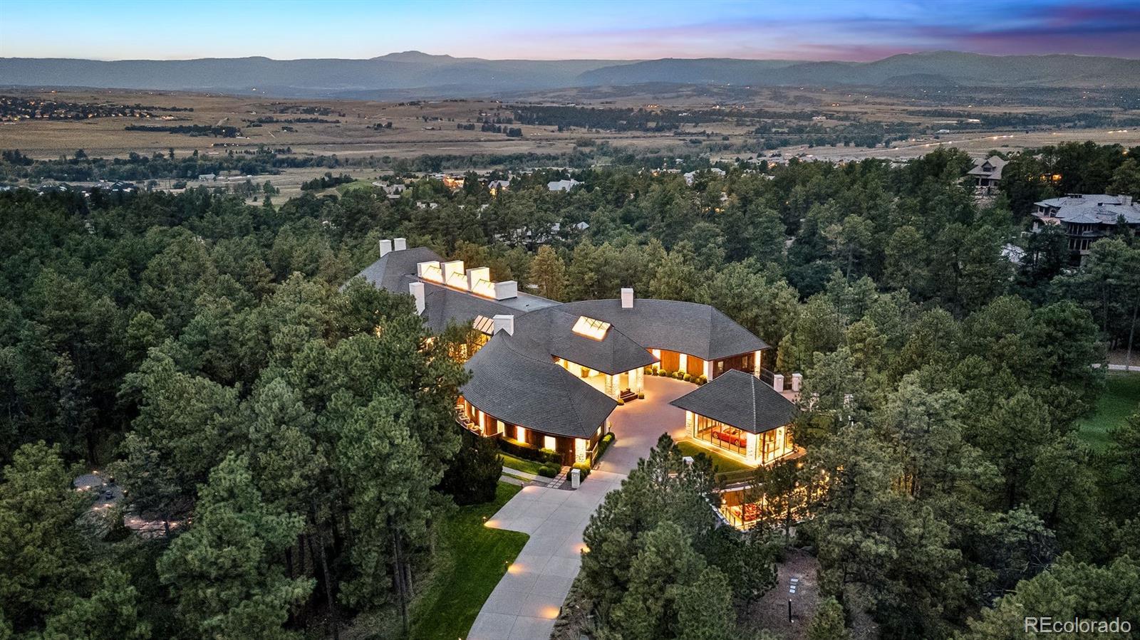3 Elk Pointe Lane
