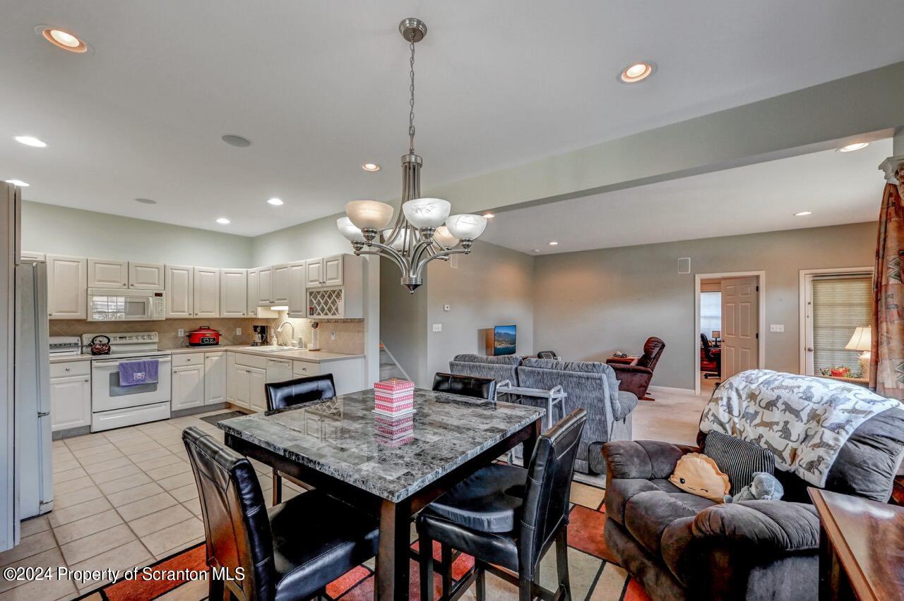 64 Parkland Drive Bldg 31