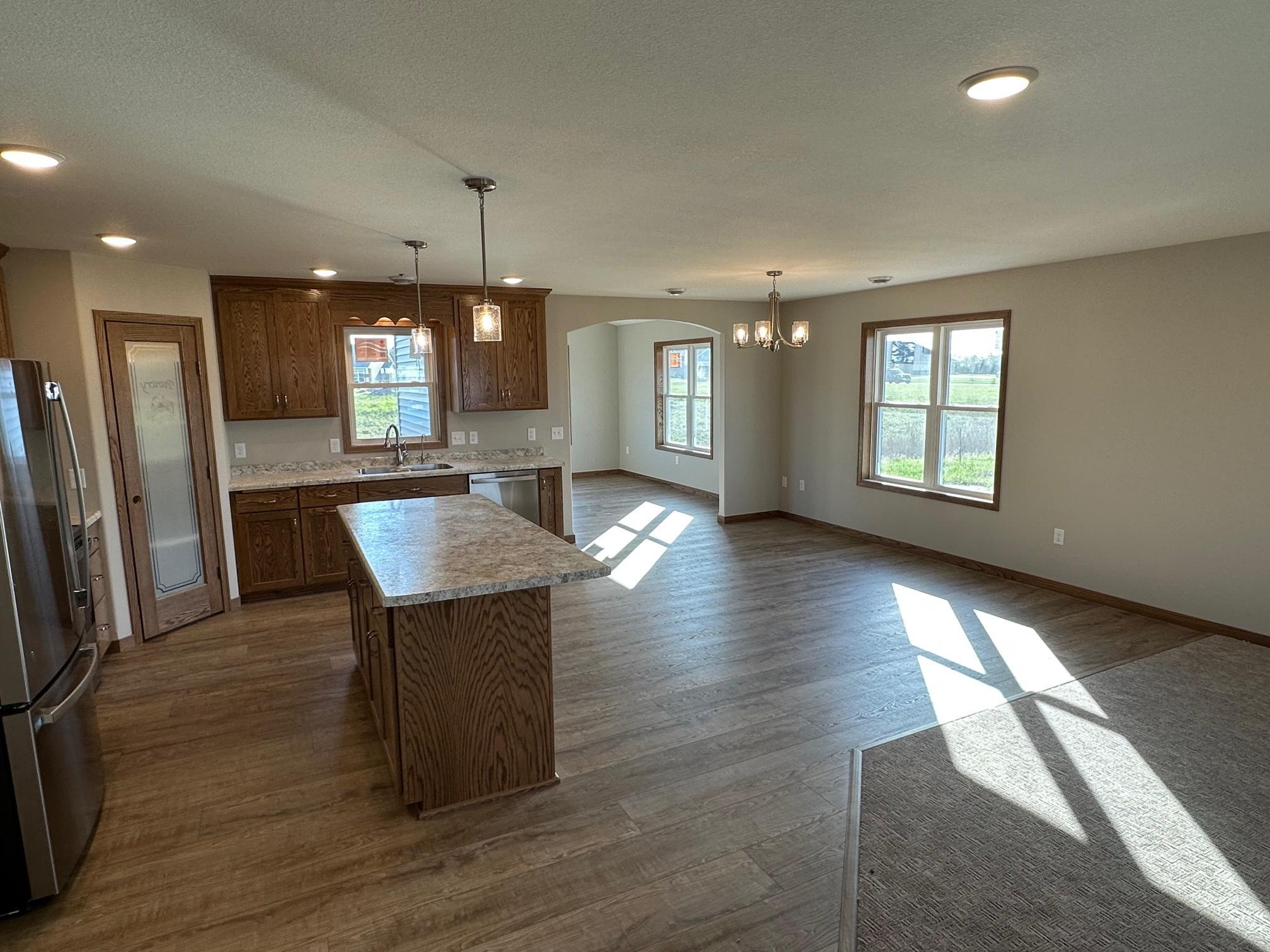 2005 Sandstone Loop N