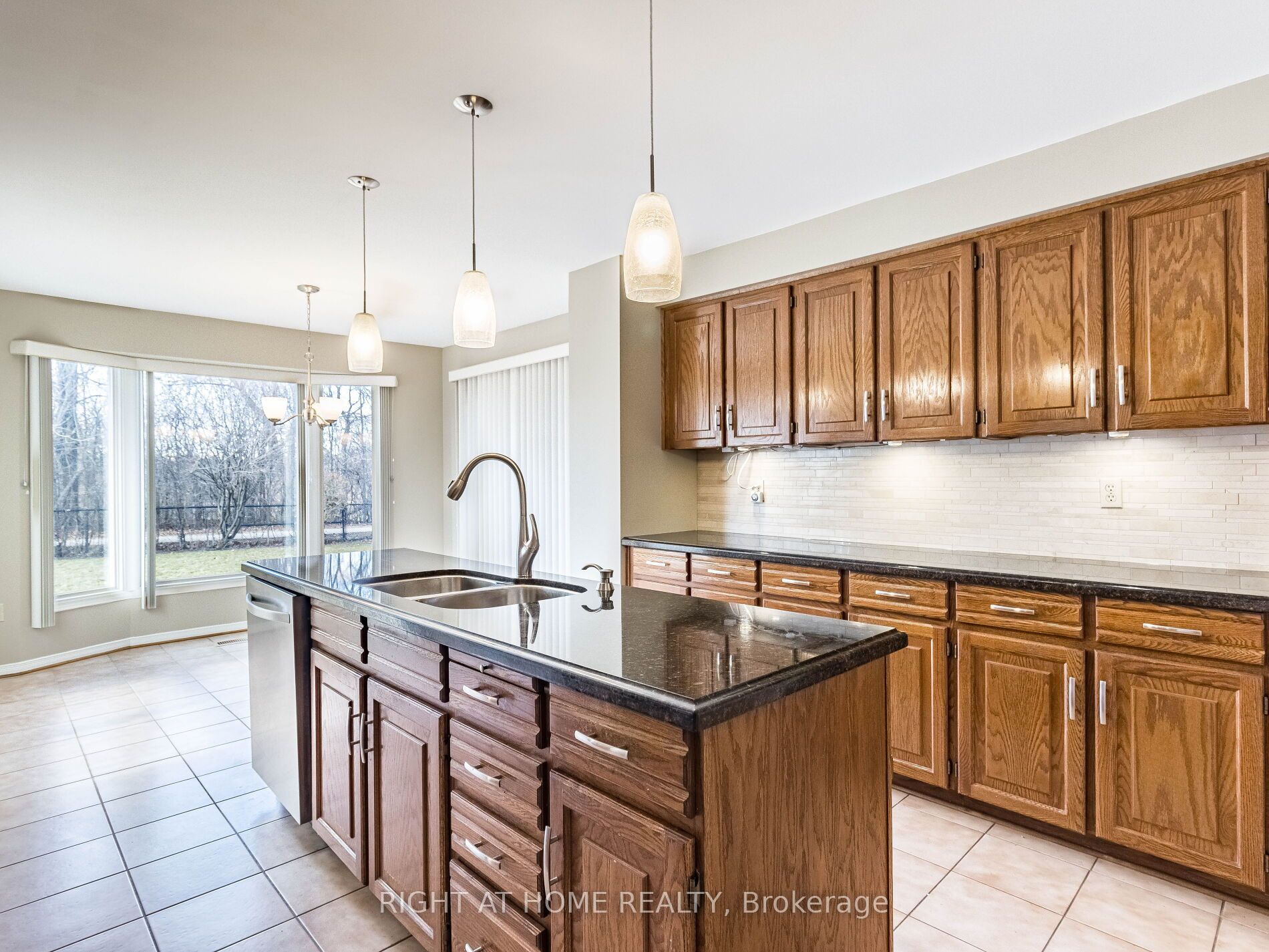 56 Turtlecreek Blvd