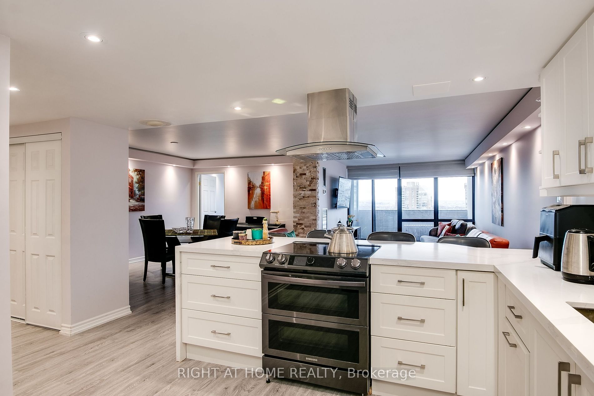 1555 E Finch Ave 2401