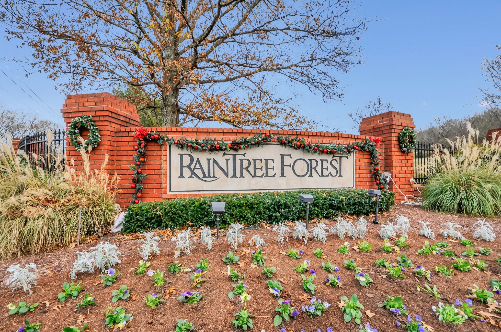 9474 Foothills Dr — sold