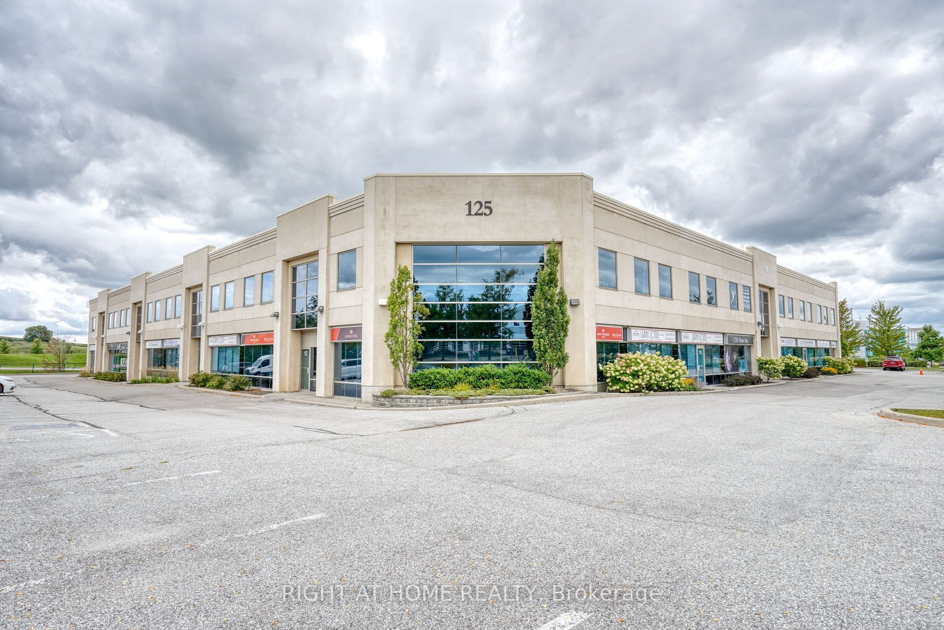 125 Don Hillock Dr 14