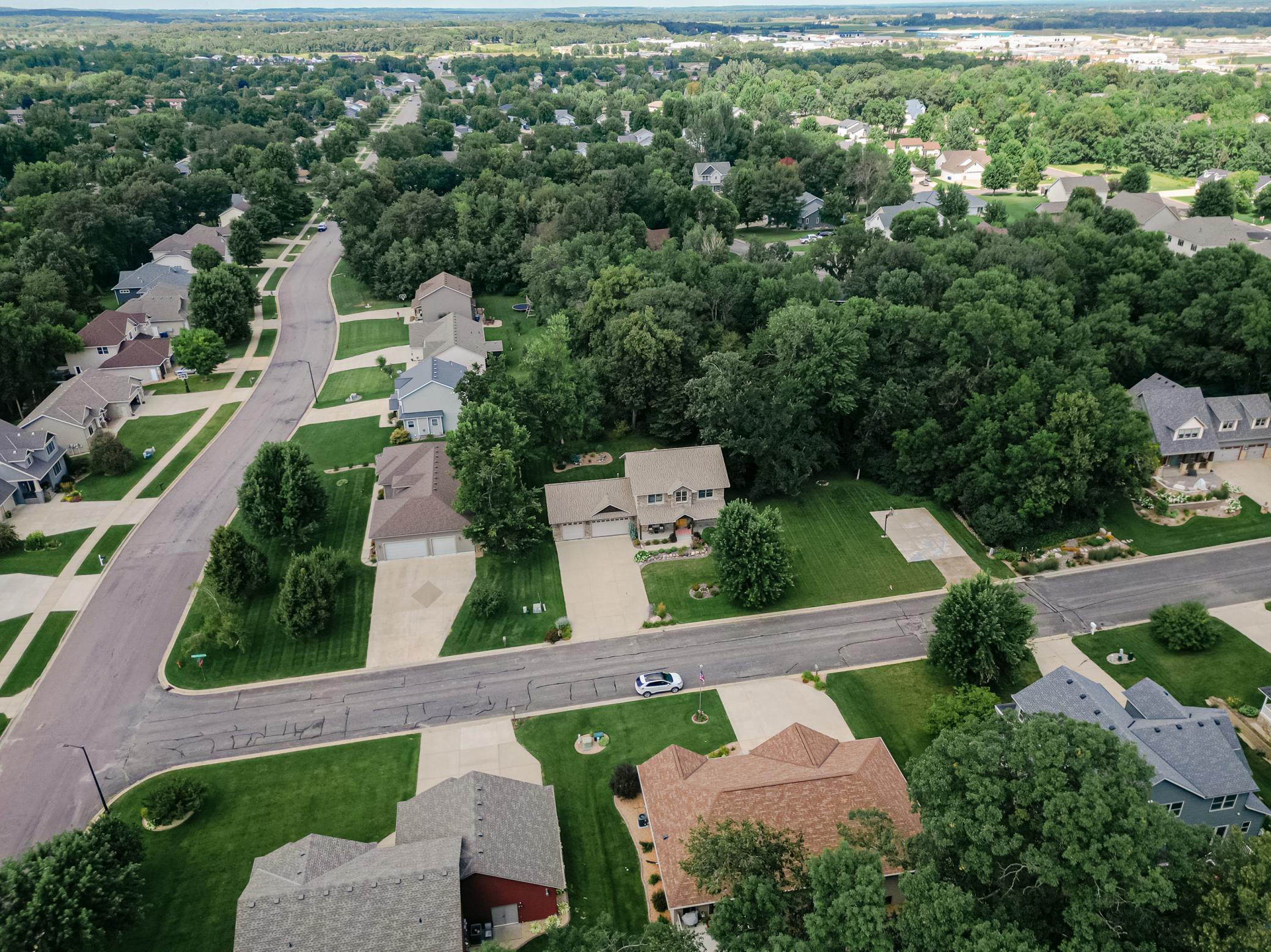 1301 Pondview Lane