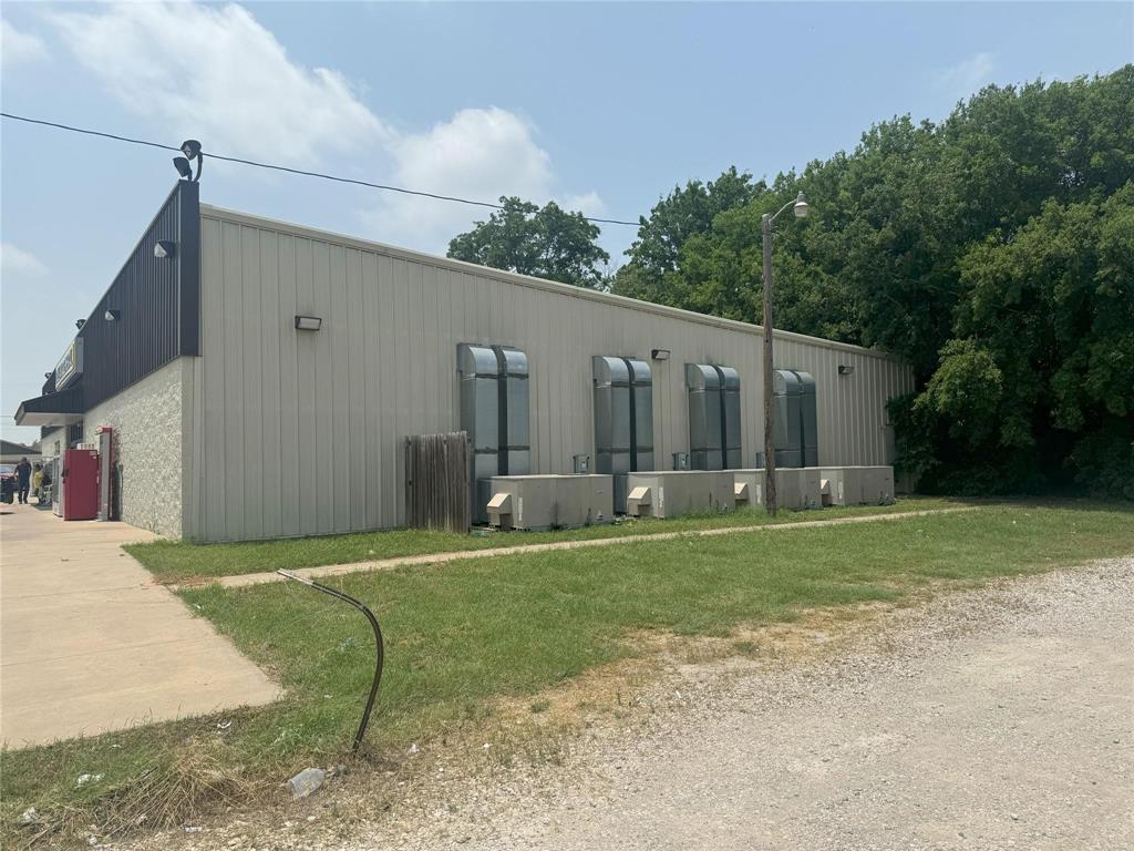 800 N Texas Street