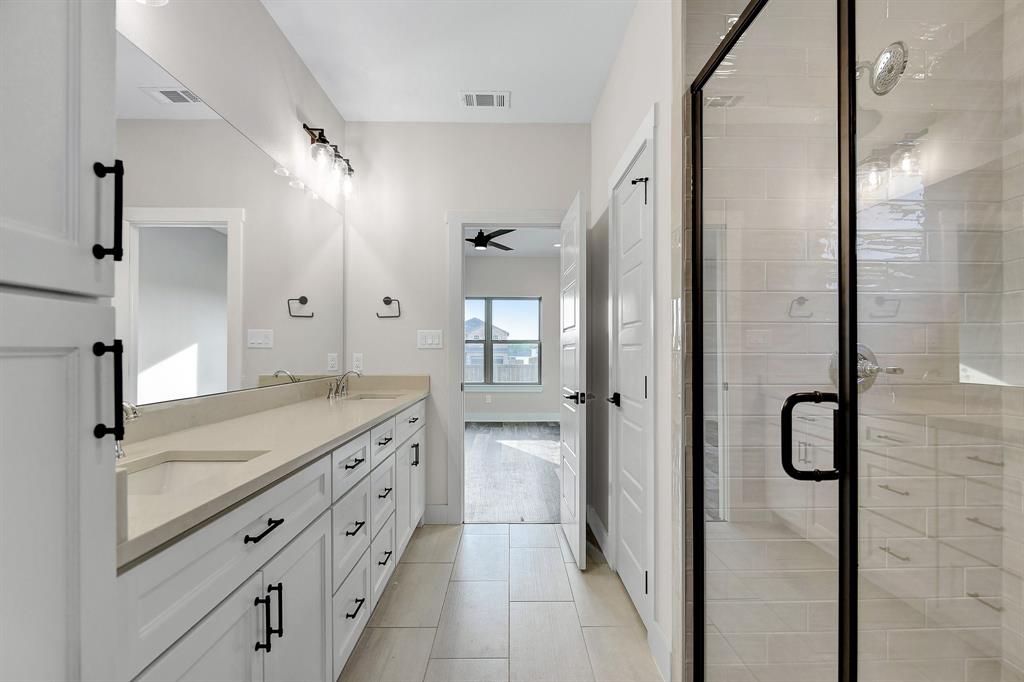 1808 Aleia Cove