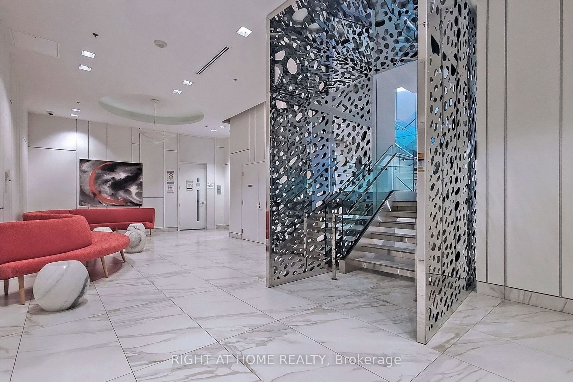 12 York St 2406