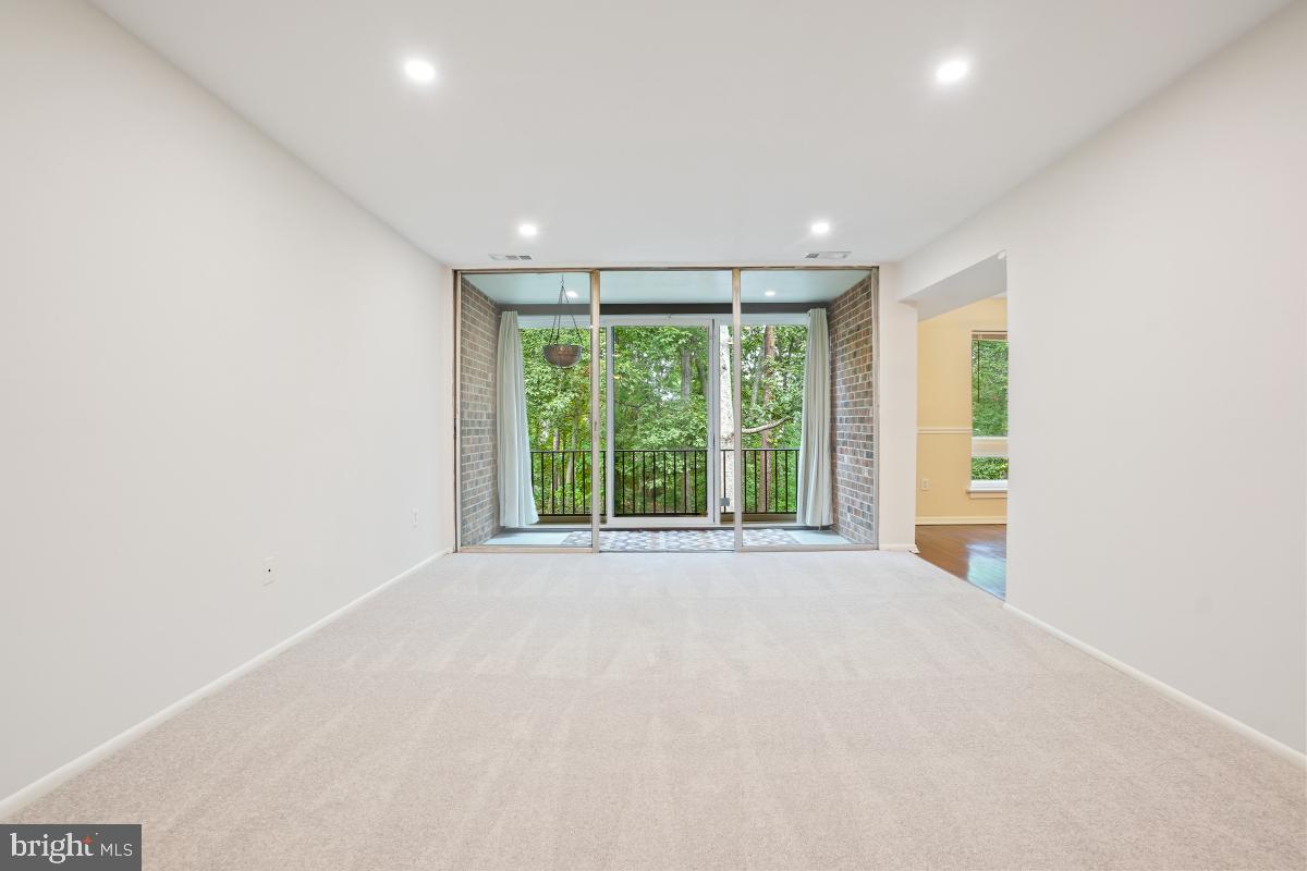 8409 Greenbelt Road 8409-102