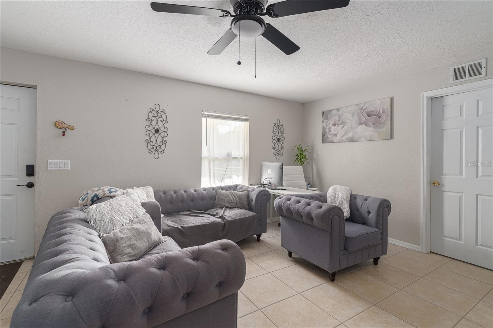 7819 & 7815 118th Avenue E