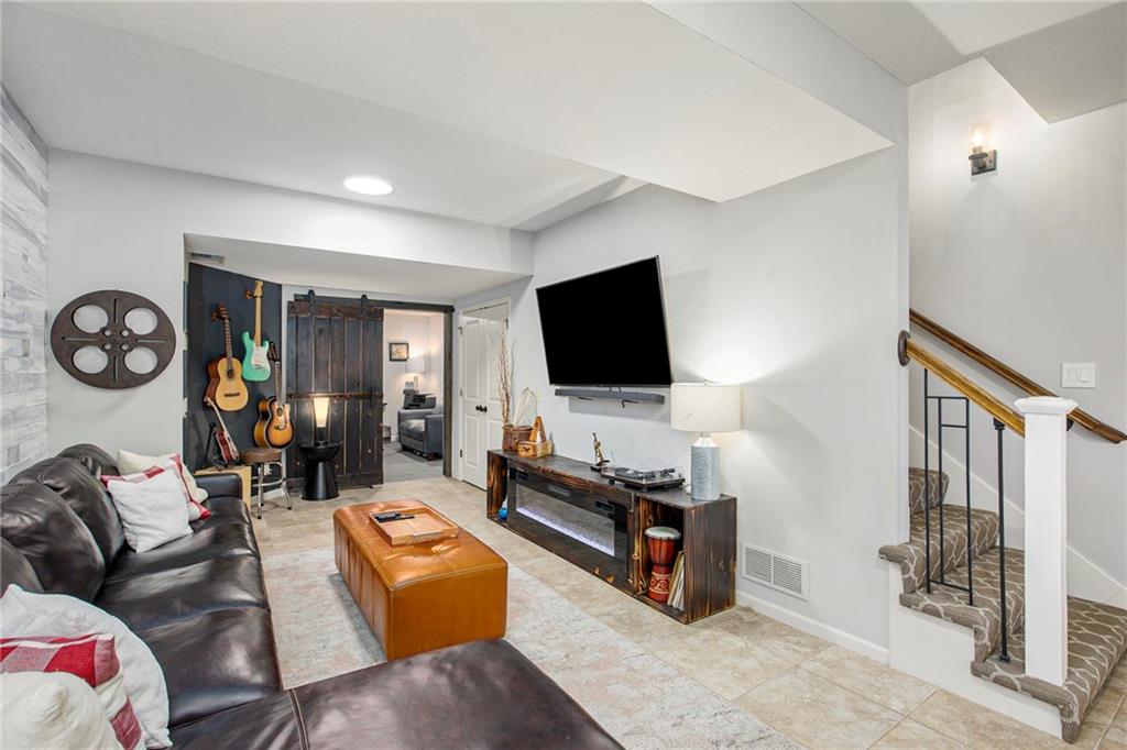 2105 NE 107th Terrace