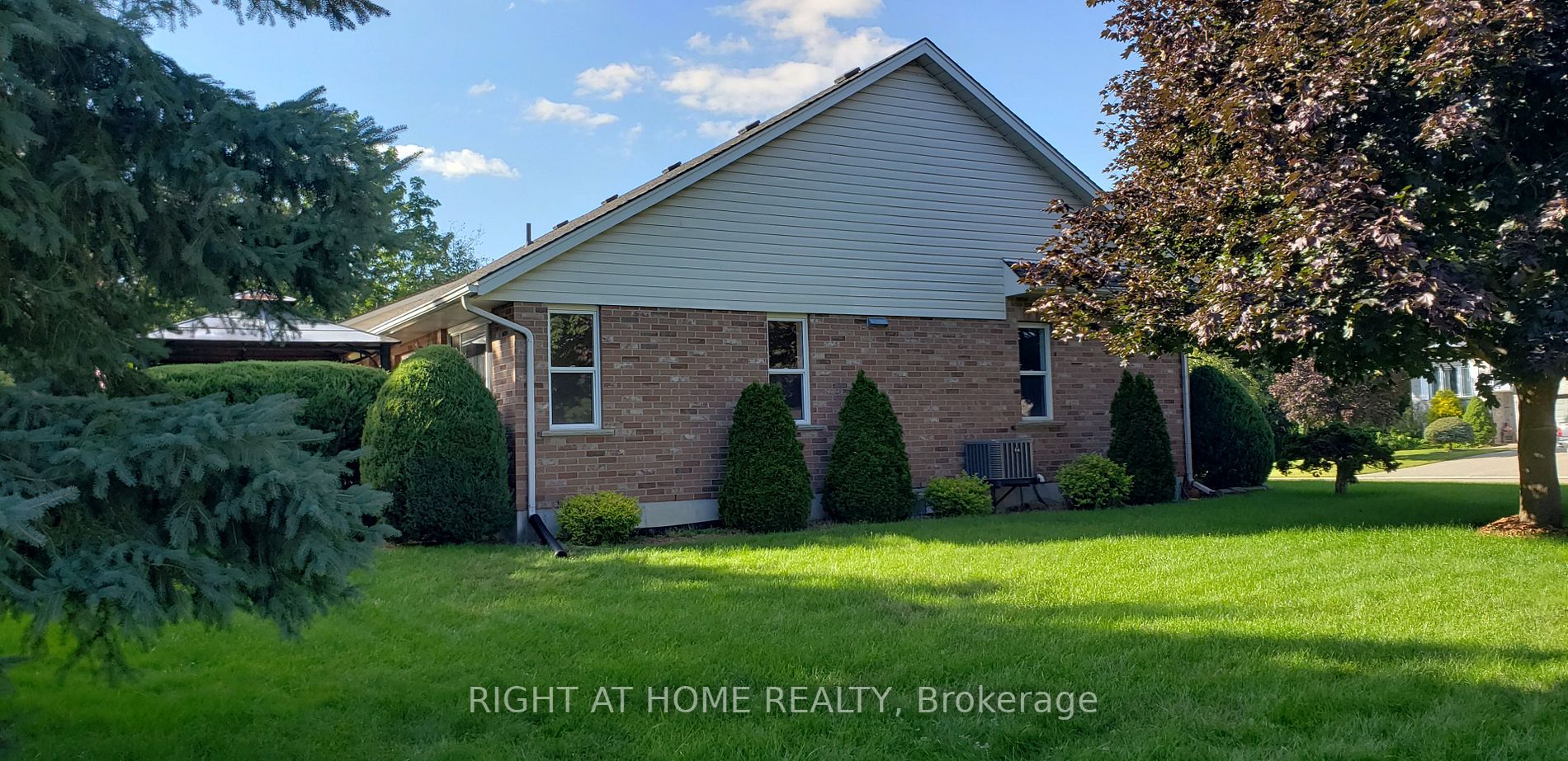 97 Glendale Dr