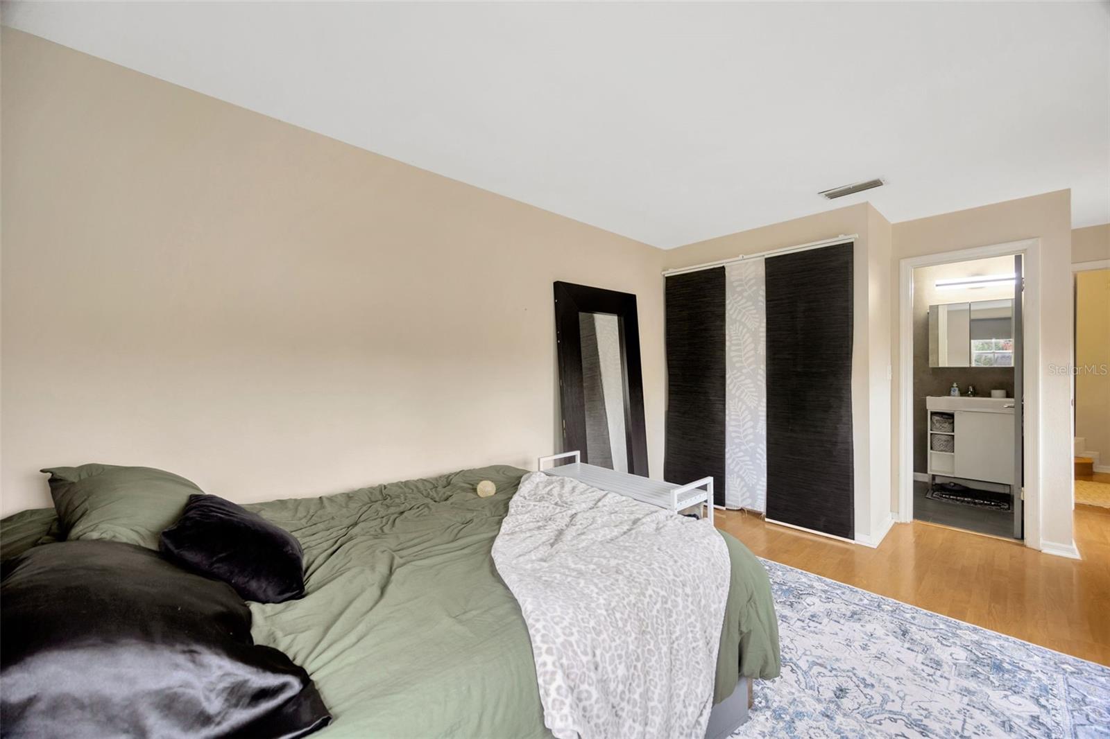6831 S Wall Street