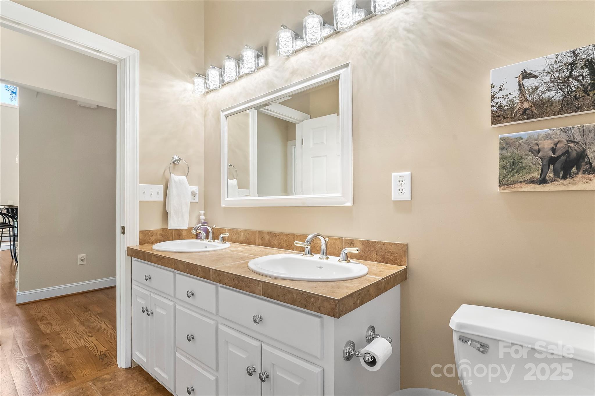 1295 Northview Drive 127