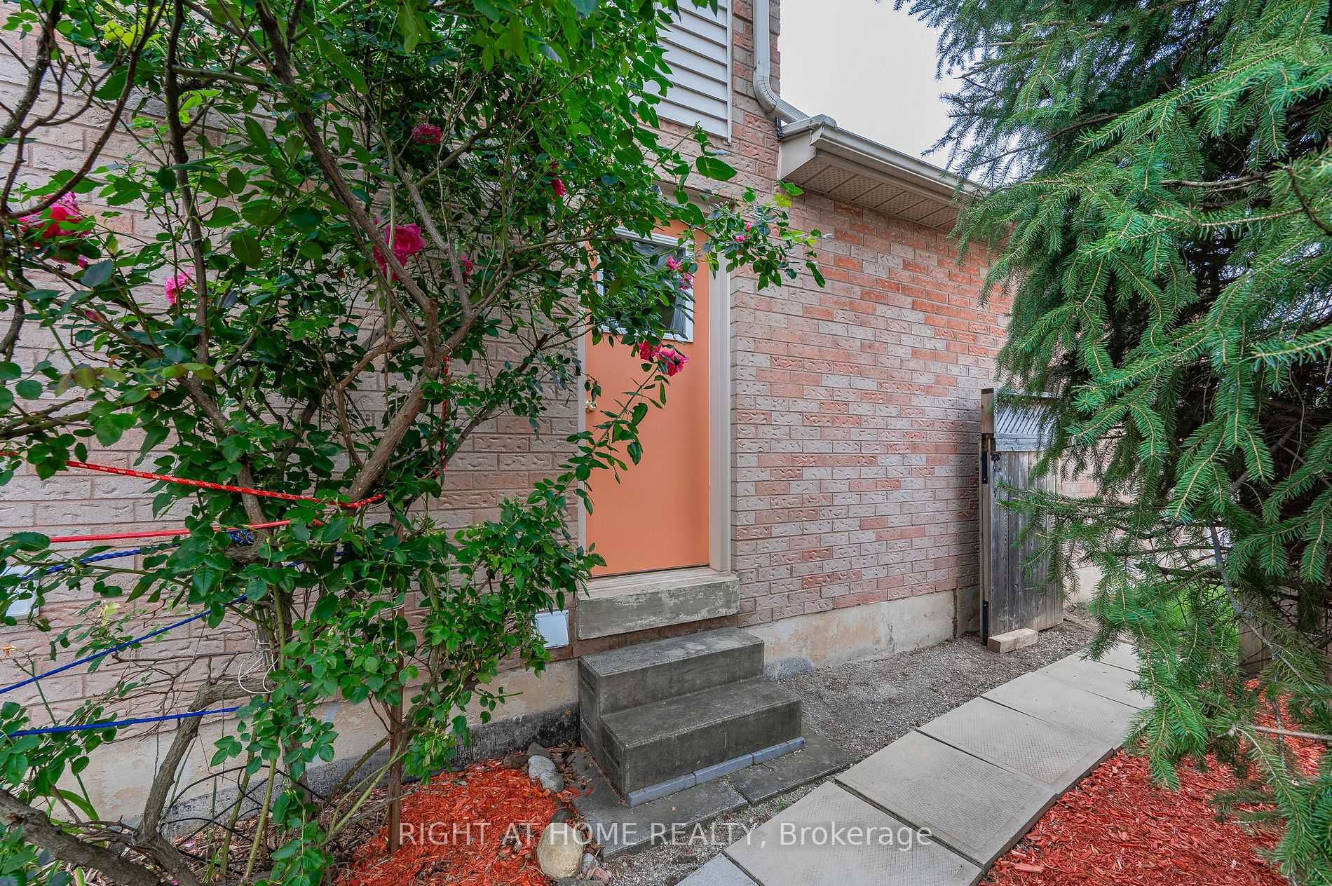3332 Springvale Crt