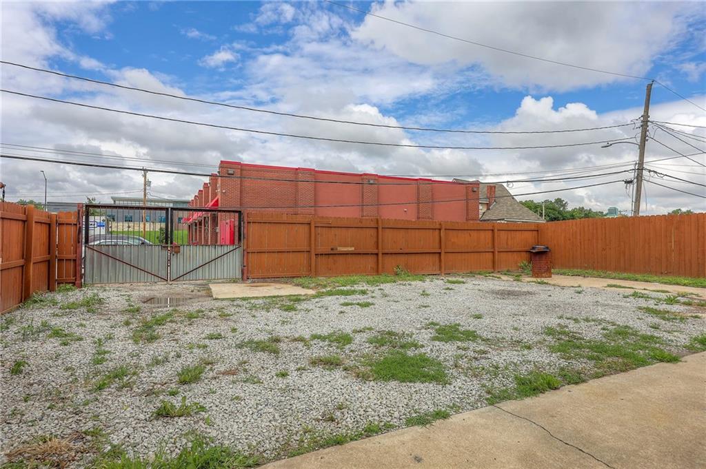 2624 Montgall Avenue