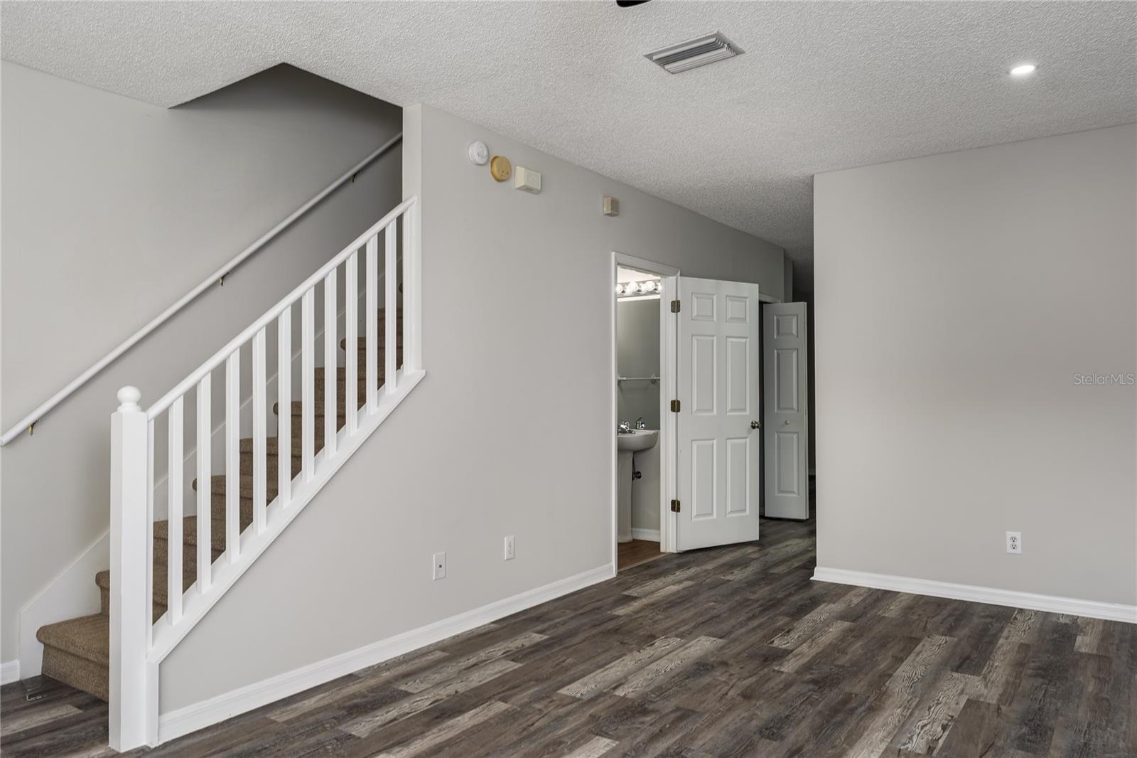 6213 Osprey Lake Circle