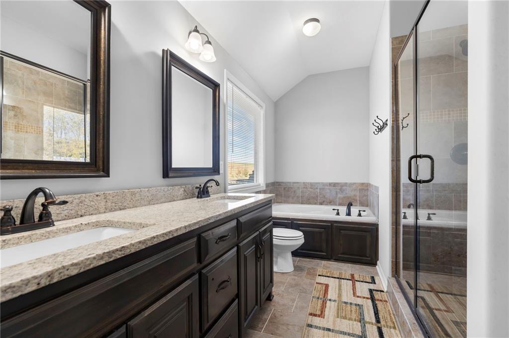 6720 N Cypress Avenue