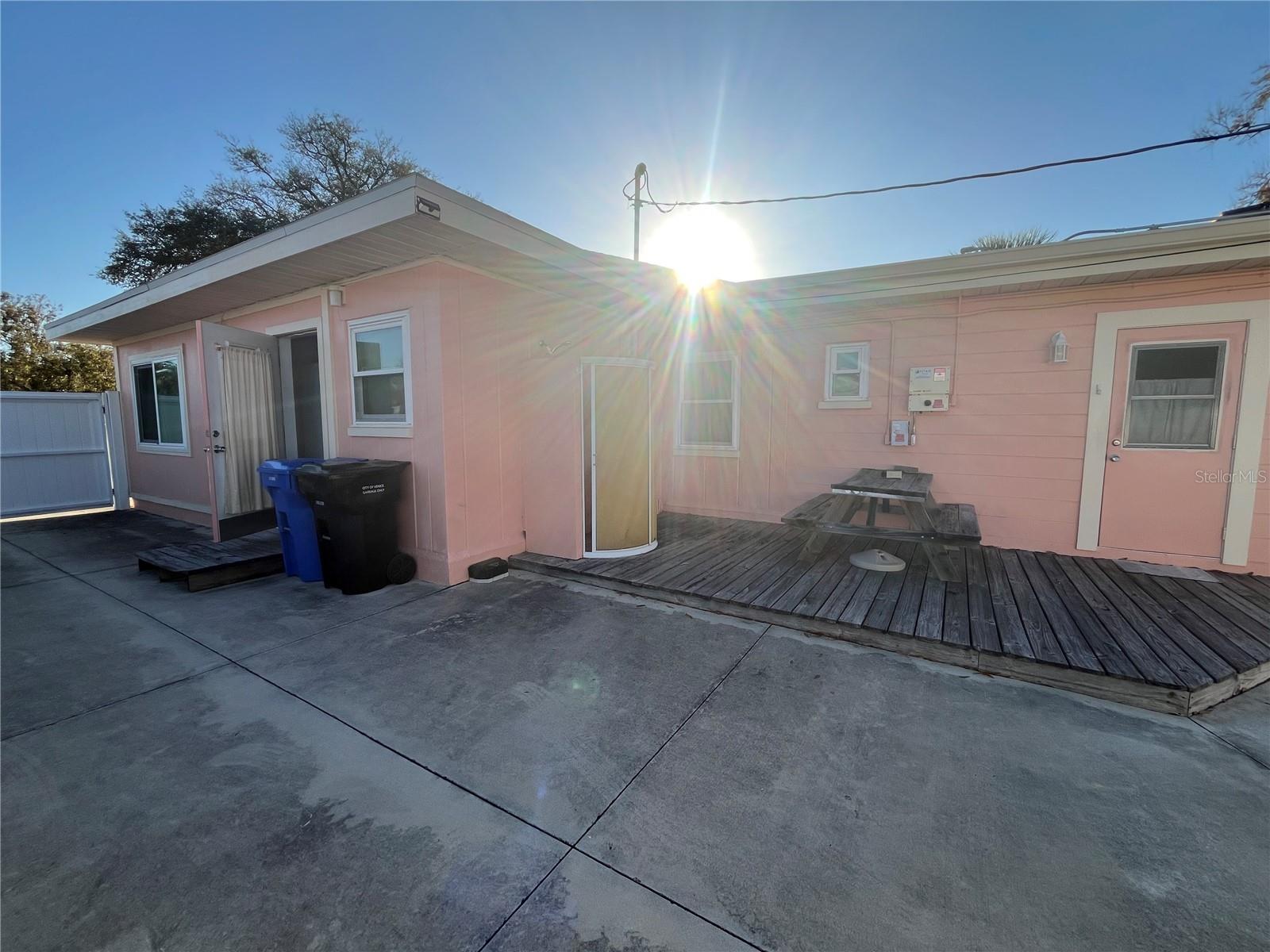 733 Laurel Avenue